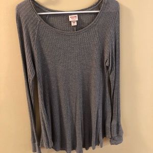 Long sleeve top